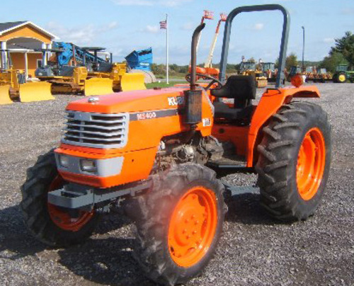 Product picture Kubota M4700 M5400 Tractor Operator Manual Download
