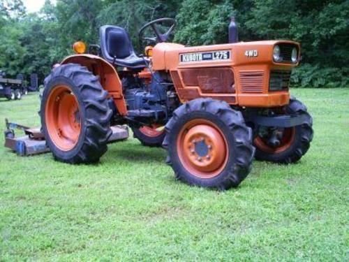 Product picture Kubota L235 L275 Tractor Operator Manual Download